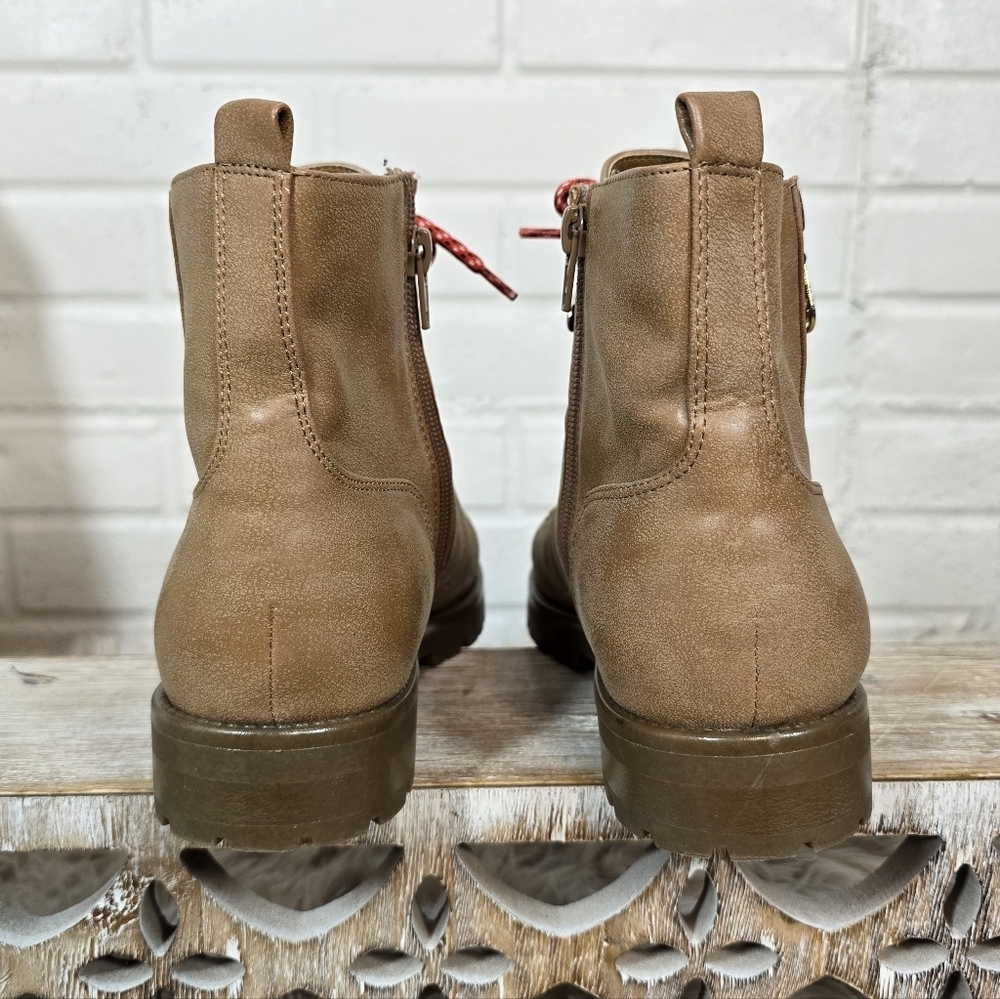 Guess Tan Lace Up Combat Boots with Red Laces Size 9.5 - Picture 4 of 10